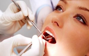 В чём достоинства частной стоматологии?