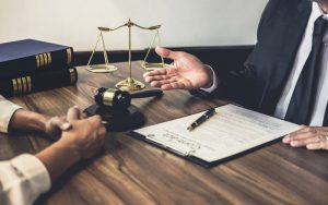 Консультация юриста по договорному праву