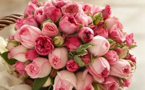 Пионовидные розы: отличный вариант для цветочной композиции