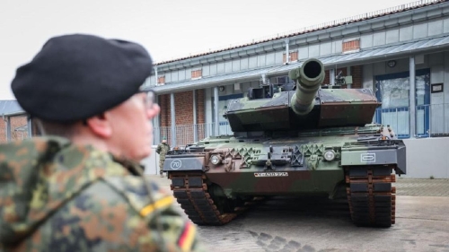 Польша поставила первые танки Leopard 2 Украине