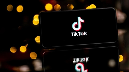 "Противоречит нашей культуре": в Кыргызстане предложили взять TikTok под контроль правительства
