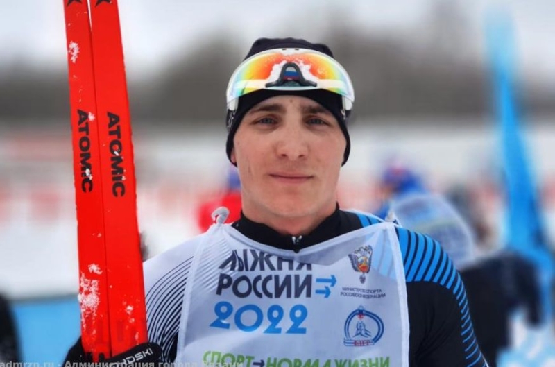 Лыжник из Рязани победил на международном Деминском марафоне