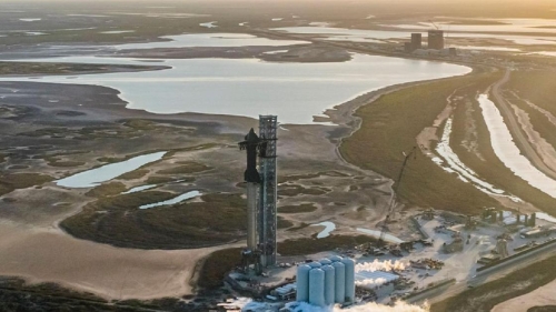 SpaceX отменила запуск самой мощной ракеты в истории перед стартом