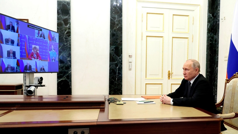 Путин обсудил с Совбезом работу России в международных организациях