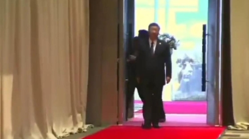 Охрана саммита БРИКС захлопнула двери перед помощником Си Цзиньпина
