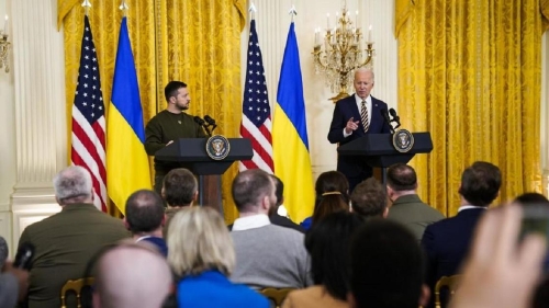 США поставили Киеву условие для получения новой помощи, заявили в Украине