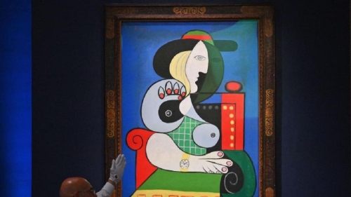 "Женщина с часами" Пикассо продана на Sotheby's за 139 млн долларов