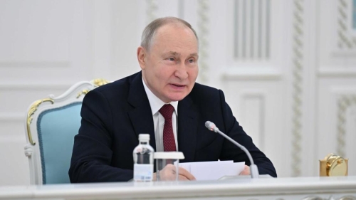 "Сообщит, когда посчитает нужным": Песков о планах Путина баллотироваться в президенты