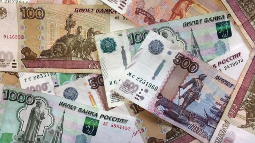 Доллар в России подешевел почти до 88 рублей впервые с ноября 2023 года