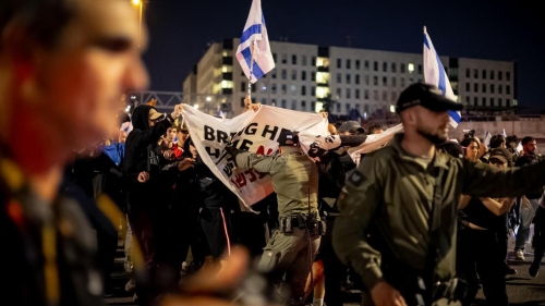 В Израиль возвращается политика. Тысячи израильтян снова протестуют против Биньямина Нетаньяху